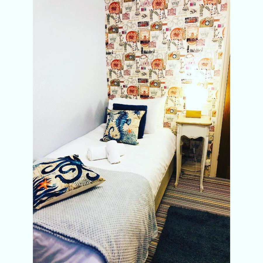 Rhos On Sea Home Екстер'єр фото